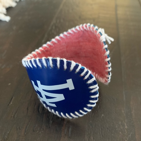 LA Dodgers Baseball Cuff Bracelet - Picture 2 of 3